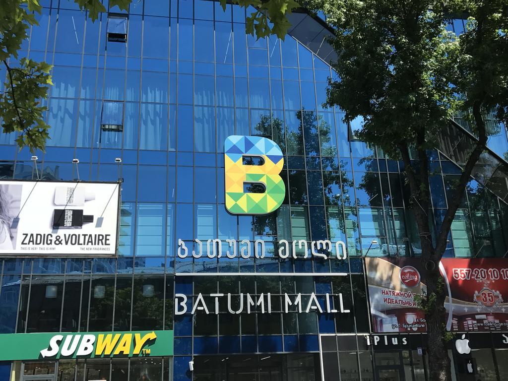 Batumi Center 3 Rooms City Side Esterno foto