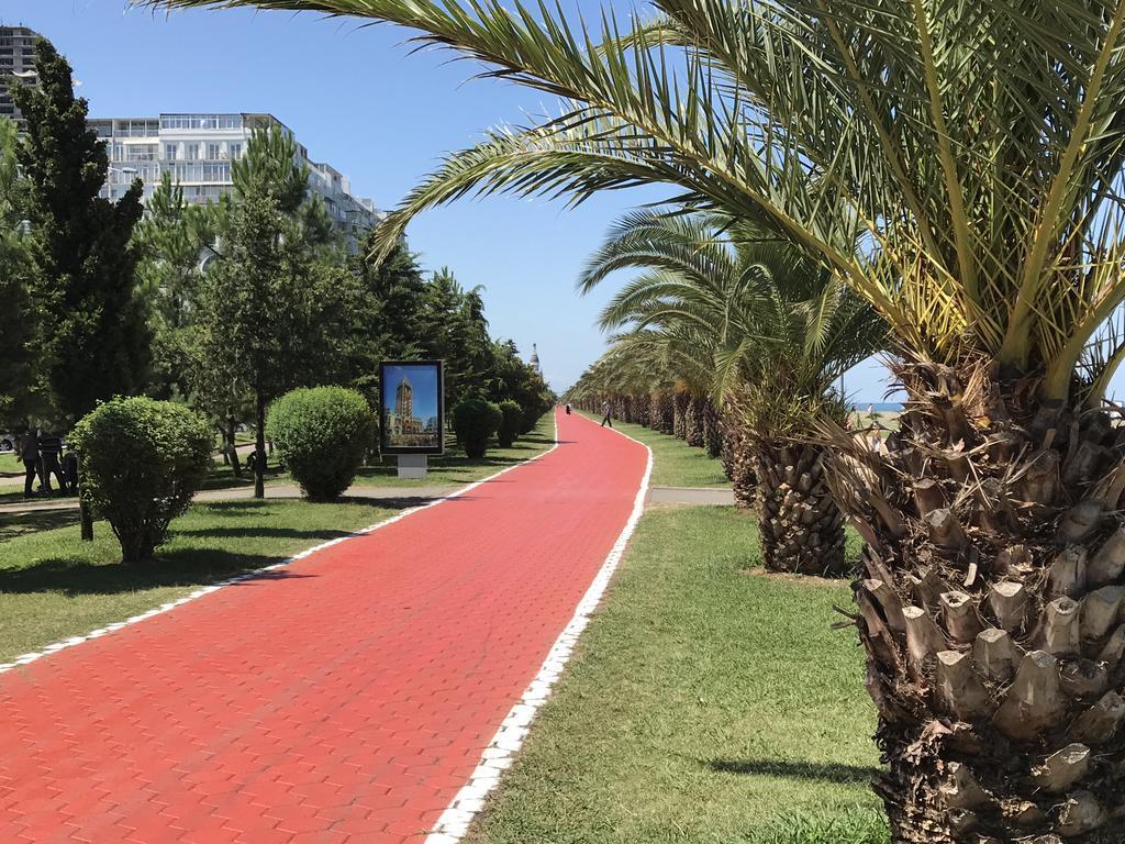 Batumi Center 3 Rooms City Side Esterno foto